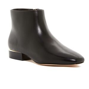 Pour La Victorie Black Bootie